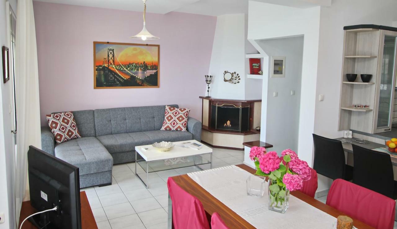 Coral Suite PalaiónTsiflíkion エクステリア 写真